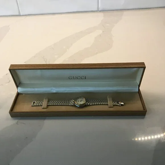 Gucci 9000L watch - Picture 5 of 10